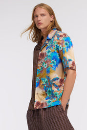 Short-sleeve shirt with Hawaii print